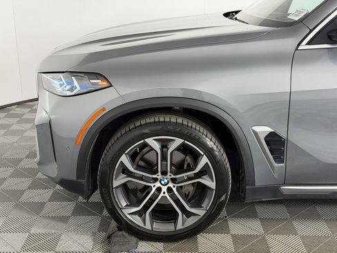 Used 2024 BMW X5 xDrive40i w/ Premium Package image 11