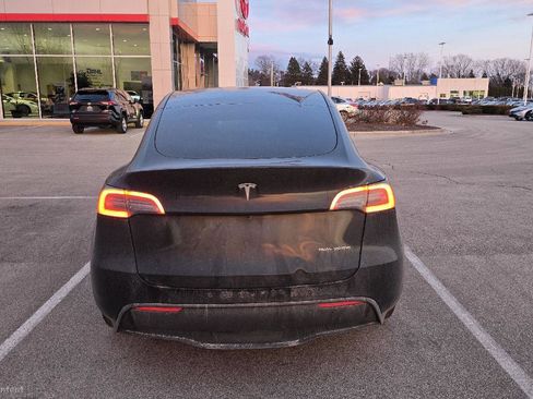 Used 2024 Tesla Model Y Long Range image 14
