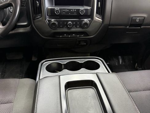 Used 2018 Chevrolet Silverado 1500 LT w/ LT Eassist Package image 26