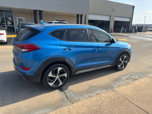 Used 2018 Hyundai Tucson Sport FWD image 9
