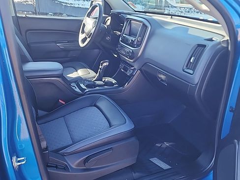 Used 2022 Chevrolet Colorado Z71 image 4