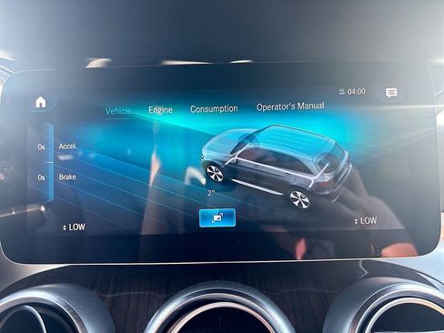 Used 2022 Mercedes-Benz GLC 300 4MATIC w/ Premium Package Lite image 35