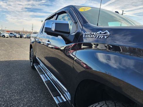 Used 2022 Chevrolet Silverado 1500 High Country image 43