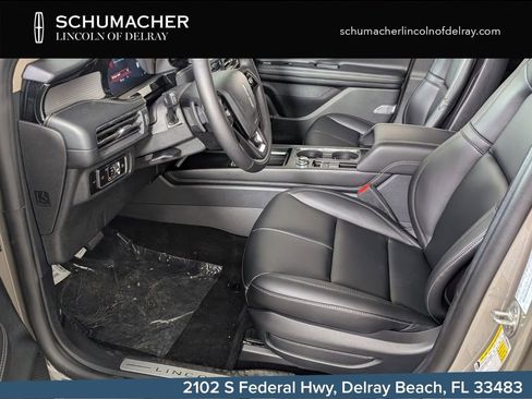 New 2025 Lincoln Corsair FWD image 6