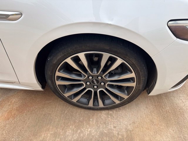 Used 2018 Lincoln Continental Select FWD image 4