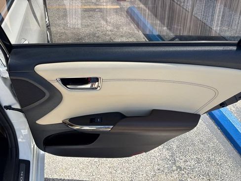 Used 2016 Toyota Avalon Limited FWD image 56