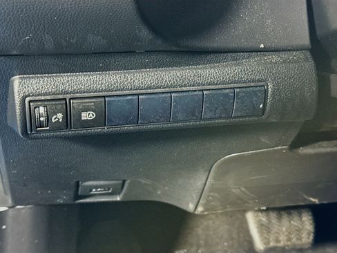 Used 2019 Toyota Corolla SE w/ SE Option Package FWD image 10