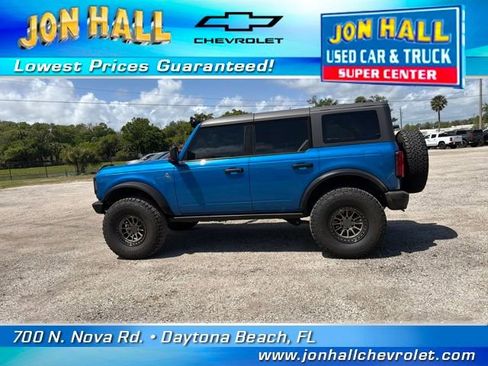 Used 2022 Ford Bronco Black Diamond image 5