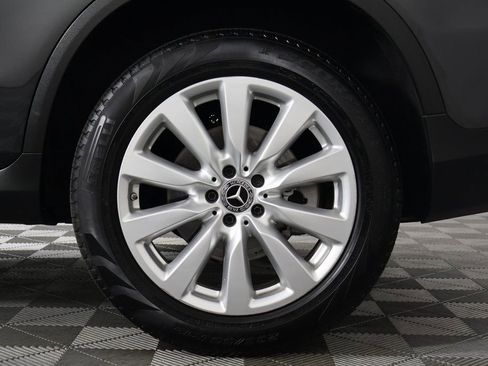 Used 2020 Mercedes-Benz GLC 300 4MATIC image 16