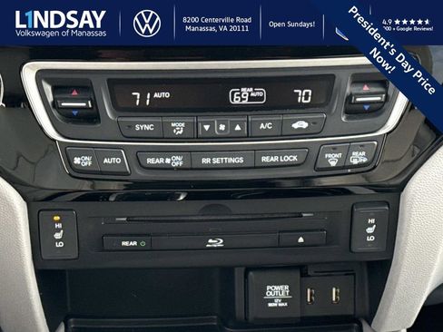 Used 2018 Honda Pilot Touring image 15