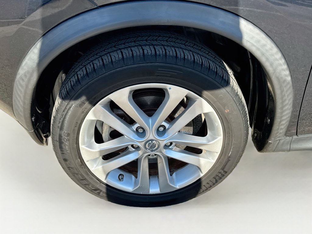 Used 2011 Nissan Juke SL AWD/4WD image 37