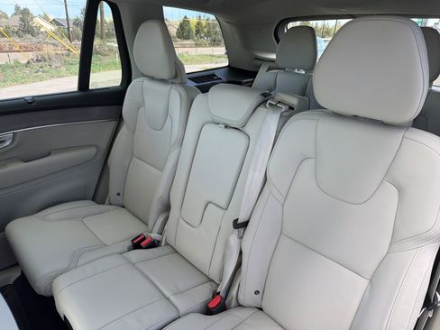 New 2026 Volvo XC90 T8 Ultra w/ Protection Package Premier AWD/4WD image 22