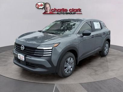 New 2026 Nissan Kicks S
