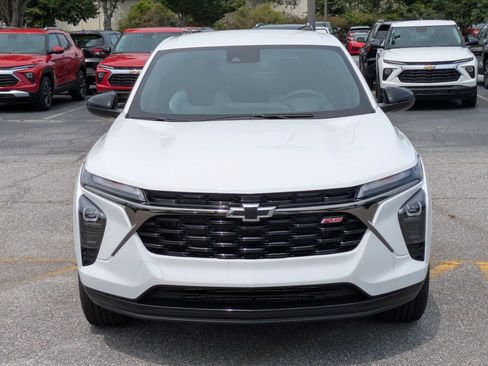 New 2026 Chevrolet Trax RS FWD image 9