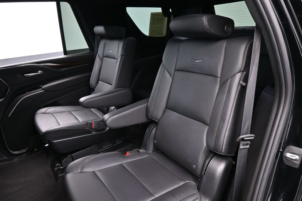 Used 2023 Cadillac Escalade Luxury RWD image 33