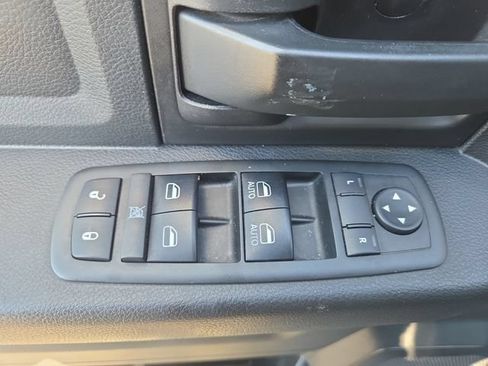 Used 2017 RAM 1500 4x4 Crew Cab w/ Protection Group image 17