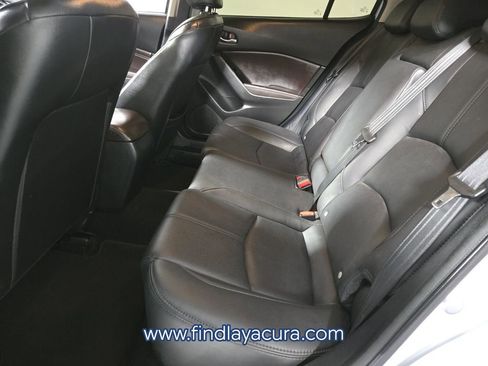 Used 2018 MAZDA MAZDA3 Touring image 13
