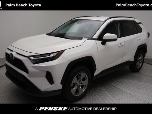 Certified 2024 Toyota RAV4 XLE FWD image 1