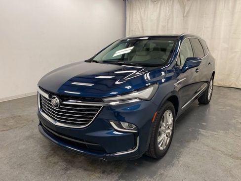 Certified 2023 Buick Enclave Essence w/ Experience Buick Package image 3