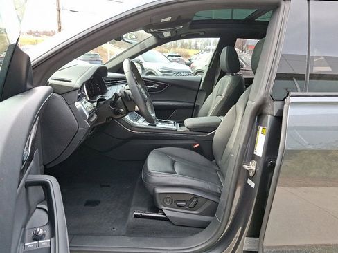 Used 2023 Audi Q8 Prestige image 14