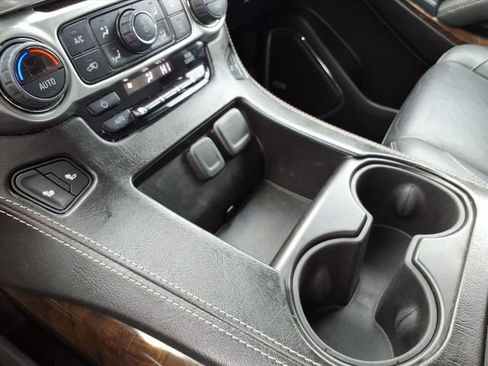 Used 2020 Chevrolet Tahoe LT image 25