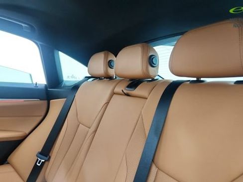 Used 2025 BMW i4 eDrive40 w/ M Sport Package RWD image 31