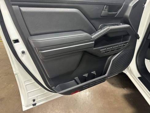 New 2025 Toyota Tacoma SR image 13