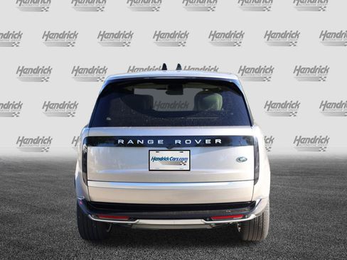 Used 2023 Land Rover Range Rover First Edition image 8