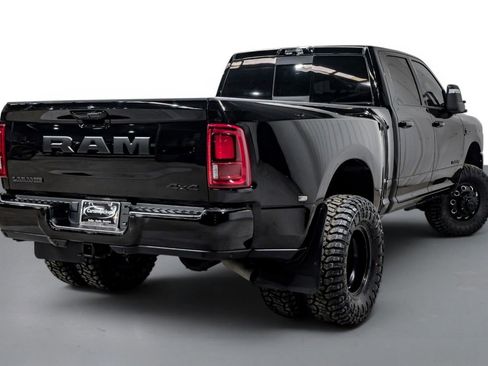 Used 2025 RAM 3500 Laramie w/ Night Edition AWD/4WD image 6