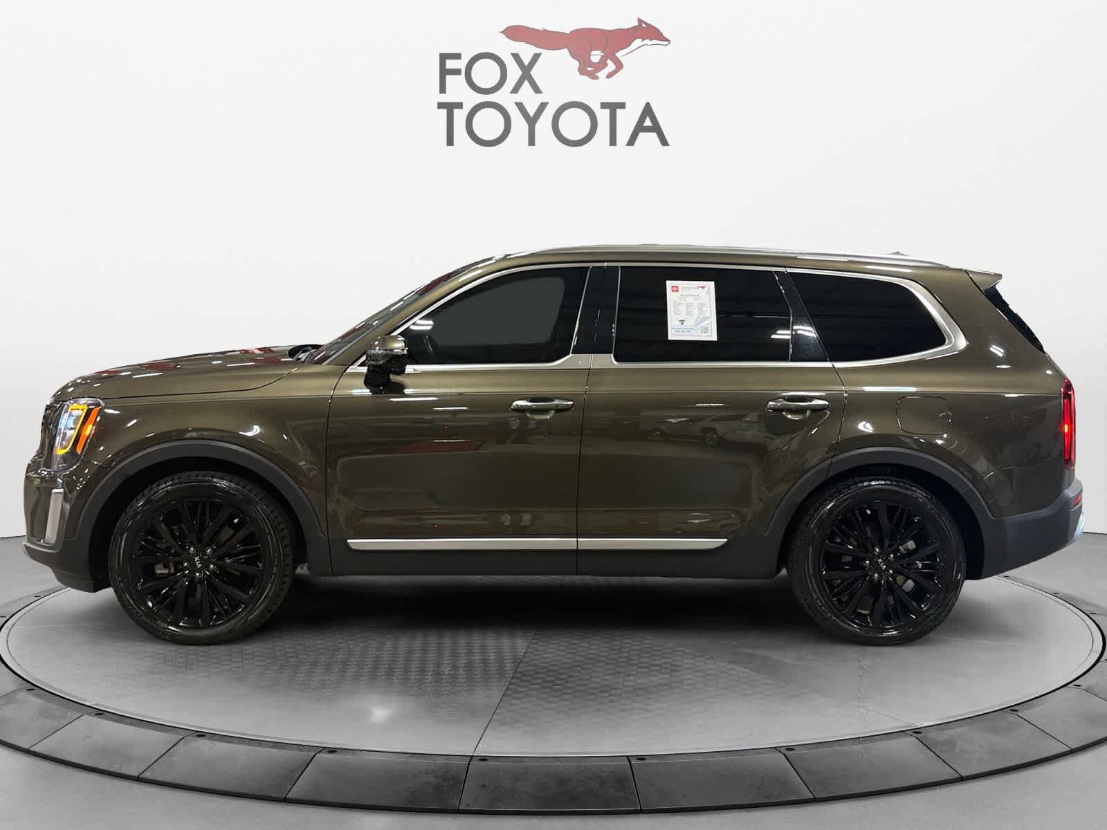 Used 2021 Kia Telluride SX w/ Towing Package AWD/4WD image 3