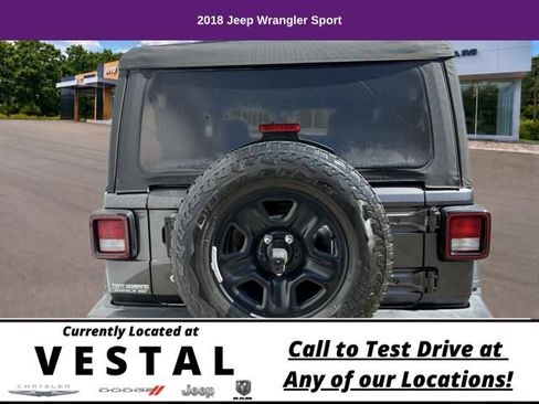 Used 2018 Jeep Wrangler Sport AWD/4WD image 8