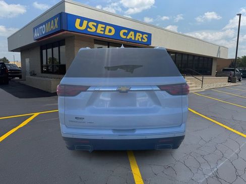 Used 2023 Chevrolet Traverse High Country w/ LPO, Floor Liner Package AWD/4WD image 6
