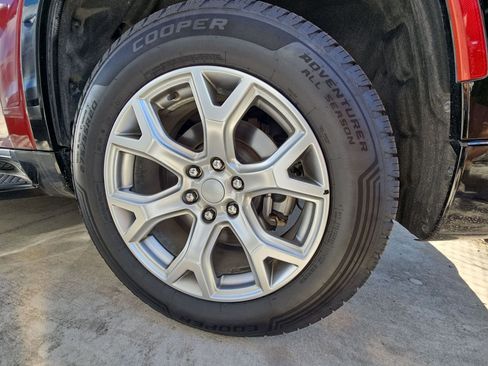 Used 2022 Jeep Wagoneer Series II image 8