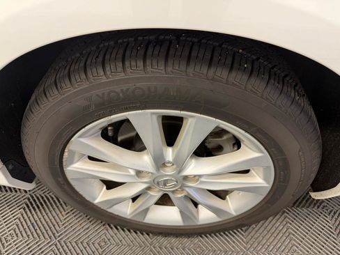 Used 2011 Lexus ES 350 FWD image 33
