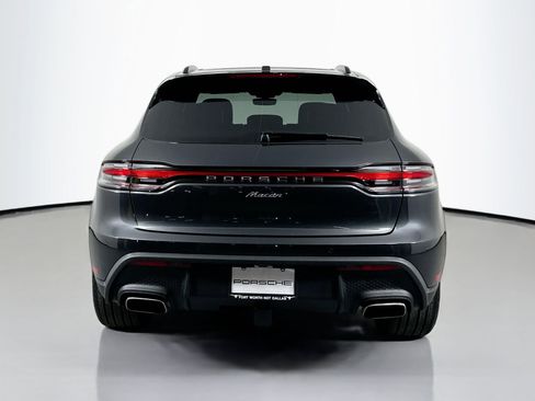 Certified 2025 Porsche Macan image 6