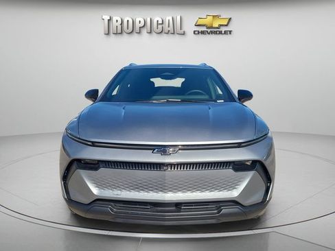 New 2026 Chevrolet Equinox EV LT w/ LPO, Blackout Package FWD image 8
