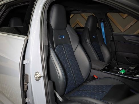 Used 2025 Audi RS 6 performance w/ Blue RS Design Package Plus image 26