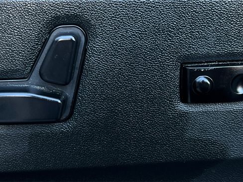 Used 2019 Dodge Grand Caravan SE w/ UConnect Hands-Free Group FWD image 49