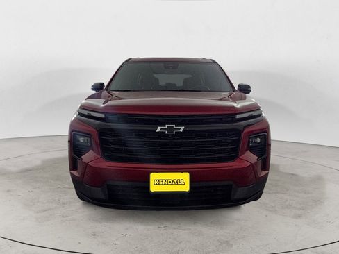 Certified 2025 Chevrolet Traverse LT w/ Midnight/Sport Edition AWD/4WD image 8