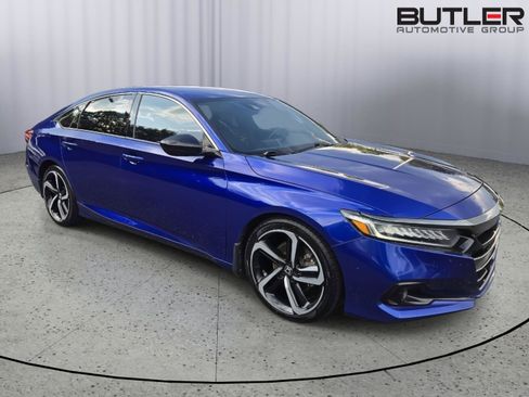 Used 2022 Honda Accord Sport image 2