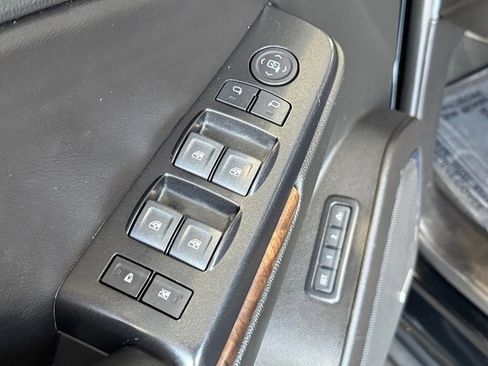 Used 2018 Chevrolet Tahoe LT RWD image 19
