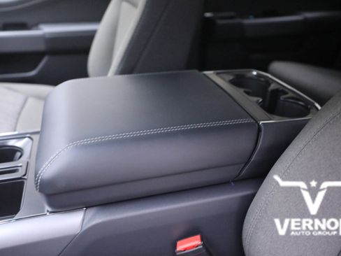 New 2026 Ford F150 XLT w/ Equipment Group 302A MID image 15