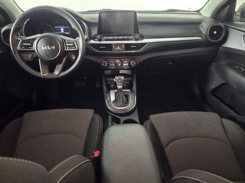 Used 2024 Kia Forte LXS FWD image 25