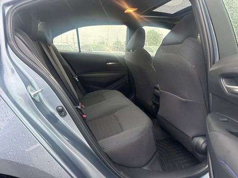 Used 2020 Toyota Corolla SE w/ SE Premium Package FWD image 15