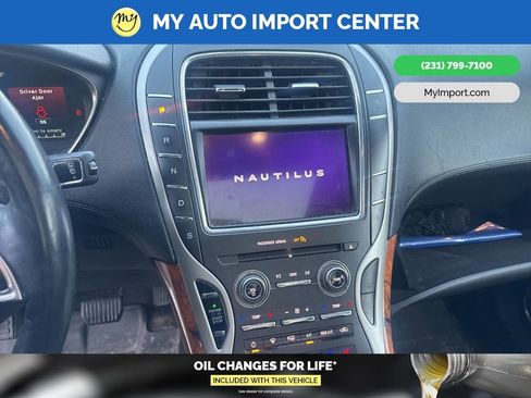 Used 2019 Lincoln Nautilus Reserve AWD/4WD image 10