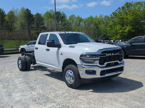 New 2026 RAM 3500 Tradesman image 7