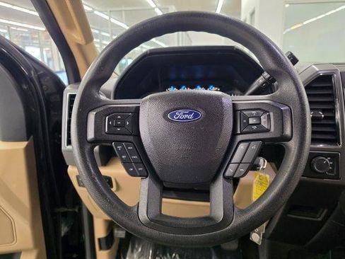 Used 2017 Ford F150 XLT AWD/4WD image 16