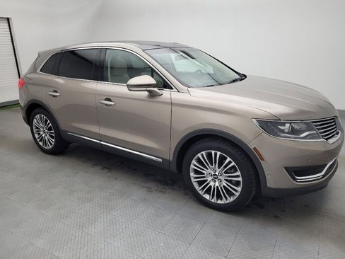 Used 2018 Lincoln MKX Reserve w/ Driver Assistance Package image 11