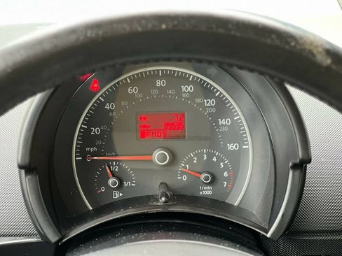 Used 2009 Volkswagen Beetle S FWD image 14