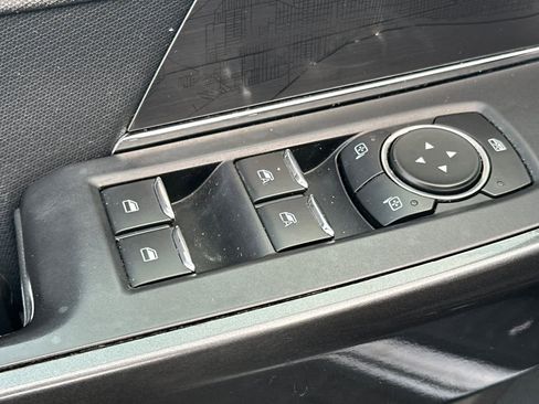 Used 2021 Ford F150 XLT w/ Equipment Group 302A High image 13